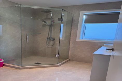 Photo of property in 5 Ksenia Drive, Flat Bush, Auckland, 2019