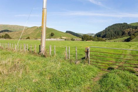Photo of property in 496 Pukeatua Road, Dannevirke, 4975