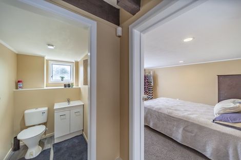 Photo of property in 1 Laws Place, Pirimai, Napier, 4112