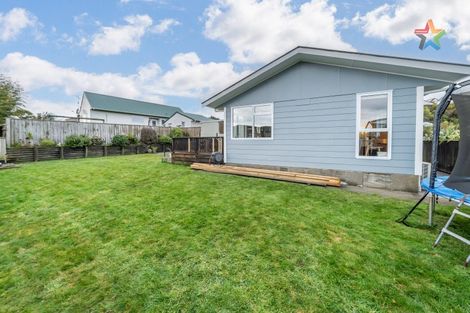 Photo of property in 18 Tarras Grove, Kelson, Lower Hutt, 5010