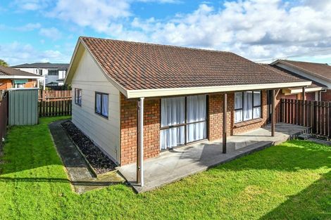 Photo of property in 5/16 South Street, Papakura, 2110