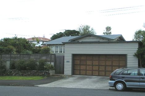 Photo of property in 2 Bruce Street, Northcote Point, Auckland, 0627