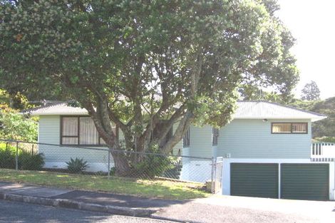Photo of property in 20 Glen Marine Parade, Glendene, Auckland, 0602