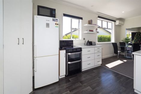 Photo of property in 70 Mcmurdo Street, Tinwald, Ashburton, 7700