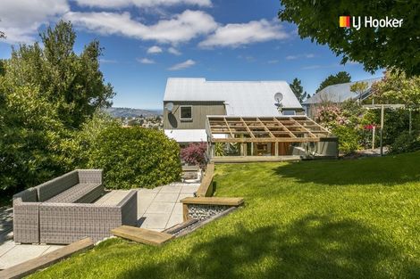 Photo of property in 24 Larkins Street, Helensburgh, Dunedin, 9010