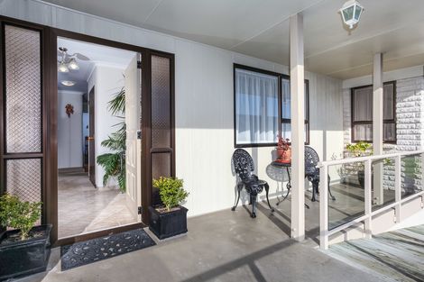 Photo of property in 6 Tremen Place, Pukekohe, 2120