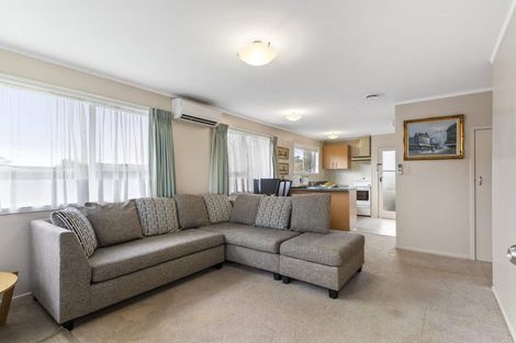 Photo of property in 1/103 Pigeon Mountain Road, Half Moon Bay, Auckland, 2012