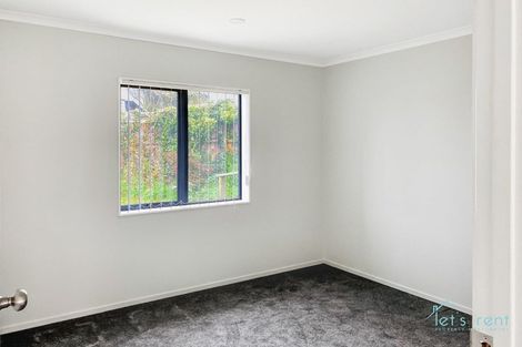 Photo of property in 35a Scotts Road, Manurewa East, Auckland, 2102