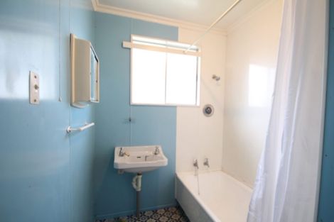 Photo of property in 54 Hunter Street, Edendale, 9825