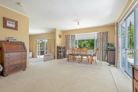 Photo of property in 27 Cambridge Street, Pahiatua, 4910