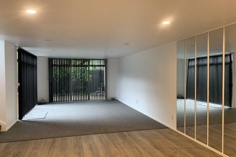 Photo of property in 7 Whitmore Street, Edgeware, Christchurch, 8013