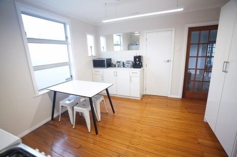 Photo of property in 12 Argentine Avenue, Miramar, Wellington, 6022