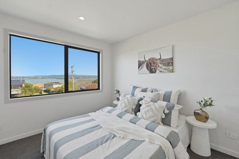 Photo of property in 94a Harbour View Road, Omokoroa, 3114
