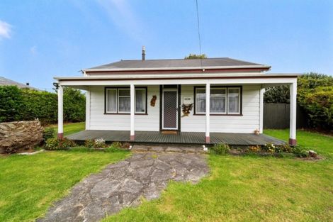Photo of property in 58 Terou Street, Manaia, 4612