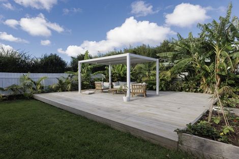 Photo of property in 6 William Street, Mangere East, Auckland, 2024