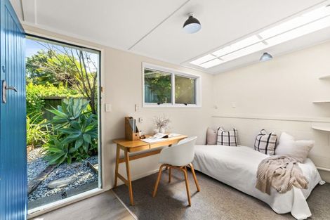 Photo of property in 79 Milton Road, Bluff Hill, Napier, 4110