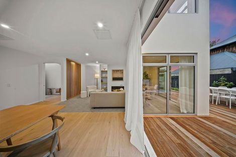 Photo of property in 20a Gordon Avenue, St Albans, Christchurch, 8014