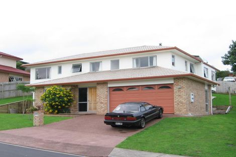 Photo of property in 9 San Domingo Rise, Henderson, Auckland, 0612