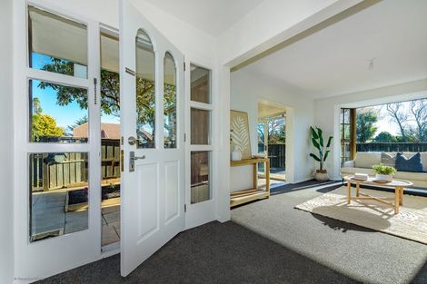 Photo of property in 1/6 Kent Lodge Avenue, Avonhead, Christchurch, 8042