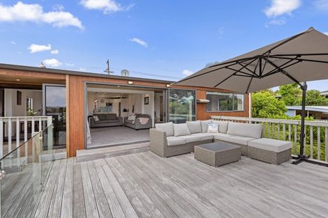 Photo of property in 8 Bay View Road, Raglan, 3225