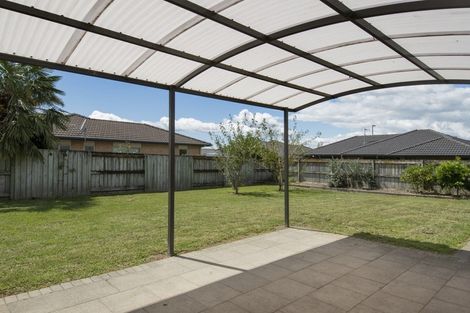 Photo of property in 17 Hoggard Place, Katikati, 3129