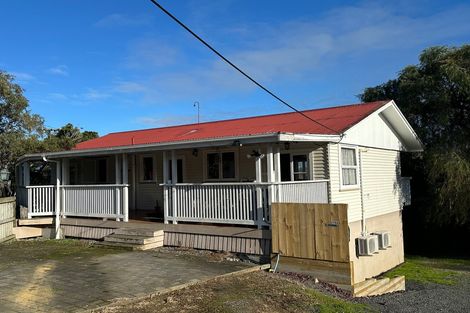 Photo of property in 5/290 Rangatira Road, Beach Haven, Auckland, 0626