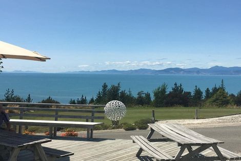 Photo of property in 19 Goddard Road, Tasman, Upper Moutere, 7173