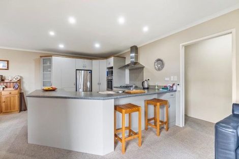 Photo of property in 99 Rototuna Road, Rototuna, Hamilton, 3210