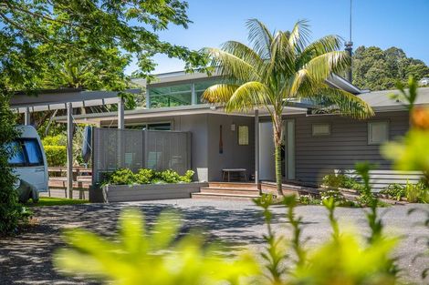 Photo of property in 13 Florance Avenue, Russell, 0202