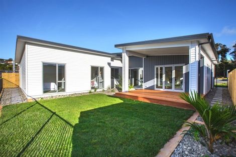 Photo of property in 9 Breakwater Way, Whitby, Porirua, 5024