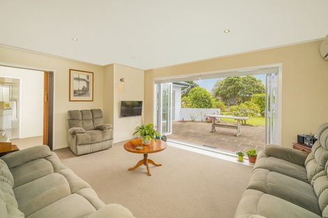 Photo of property in 88 Catherine Crescent, Whitianga, 3510