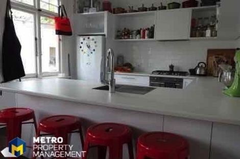 Photo of property in 323 Stuart Street, Dunedin Central, Dunedin, 9016