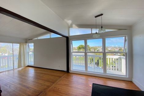 Photo of property in 2 Pasteur Place, New Windsor, Auckland, 0600