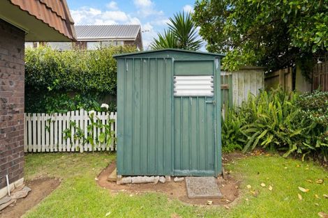 Photo of property in 114b Edinburgh Street, Pukekohe, 2120