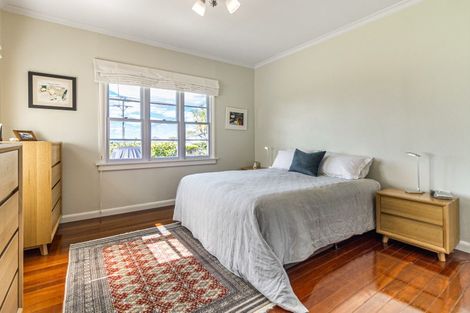 Photo of property in 40 Te Kawa Road, Greenlane, Auckland, 1061