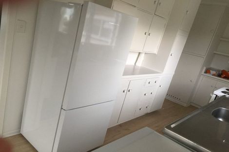 Photo of property in 62 College Road, Northcote, Auckland, 0627