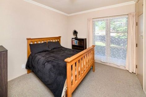 Photo of property in 2a Lowestoft Place, West End, Palmerston North, 4412