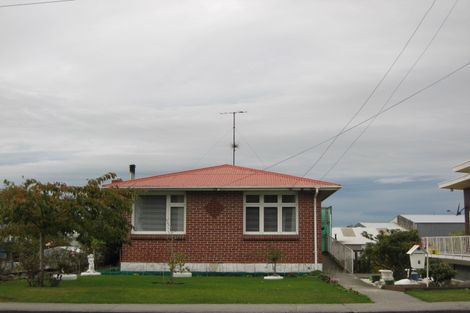Photo of property in 6 Ryrie Street, Balclutha, 9230