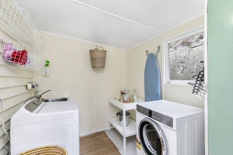 Photo of property in 22 Queens Drive, Kilbirnie, Wellington, 6022