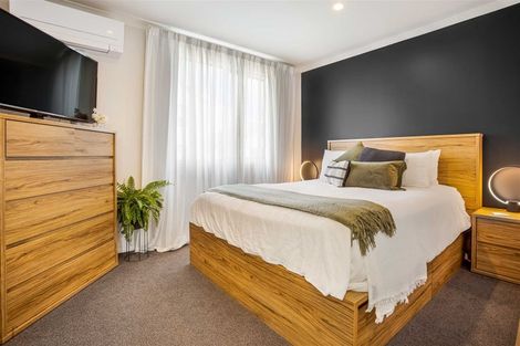 Photo of property in 8 Uku Lane, Hobsonville, Auckland, 0616