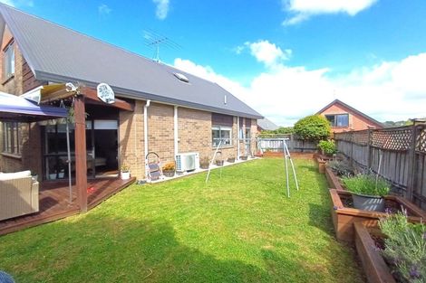 Photo of property in 10/37 Fields Parade, Oteha, Auckland, 0632