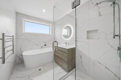 Photo of property in 1/5 Tawa Terrace, Tawa, Wellington, 5028