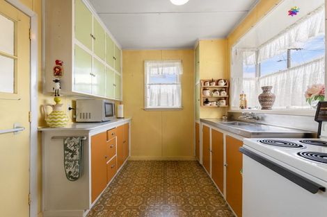 Photo of property in 40 Lucas Street, Riversdale, Blenheim, 7201