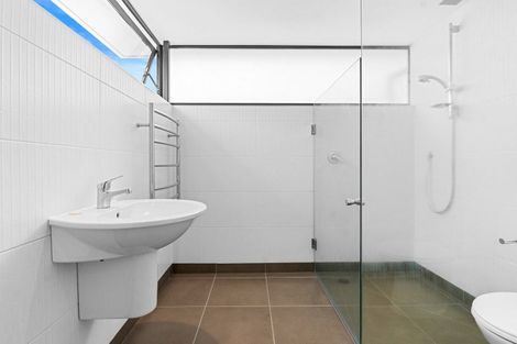 Photo of property in 1/27 Prospect Terrace, Milford, Auckland, 0620