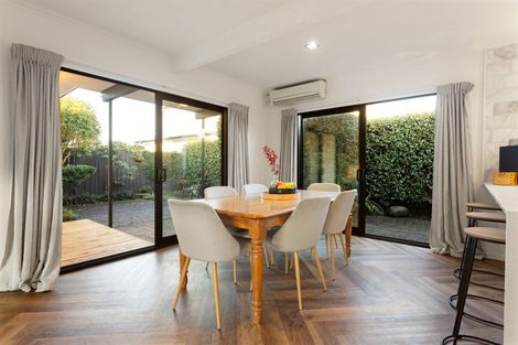 Photo of property in 22 Seamer Place, St Andrews, Hamilton, 3200
