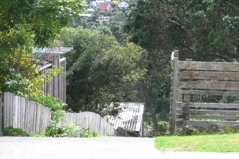 Photo of property in 49 Island Bay Road, Beach Haven, Auckland, 0626