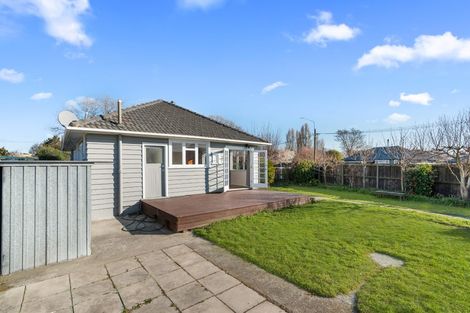 Photo of property in 96 Northcote Road, Northcote, Christchurch, 8052