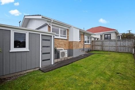 Photo of property in 3/59 East Street, Papakura, 2110