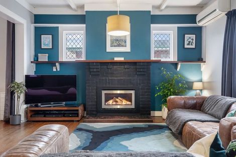 Photo of property in 35 Birkdale Road, Birkdale, Auckland, 0626