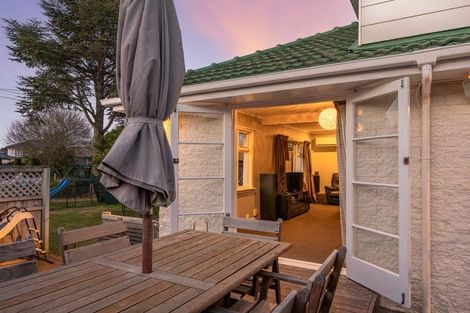 Photo of property in 72 Dunedin Street, Redwood, Christchurch, 8051